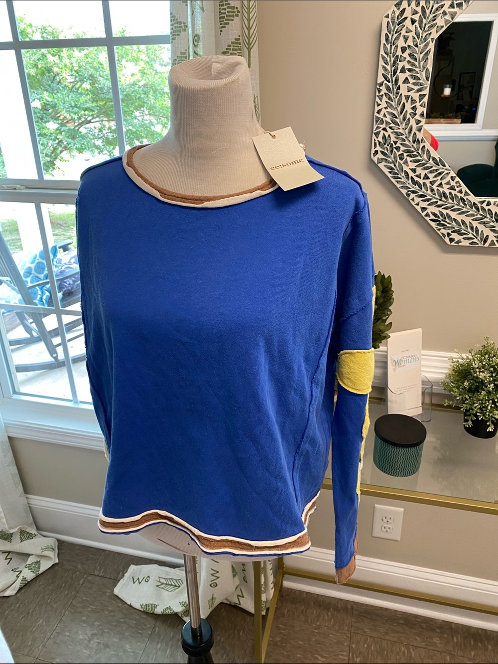 EESOME Top Royal Blue Pullover with Contrast Trim